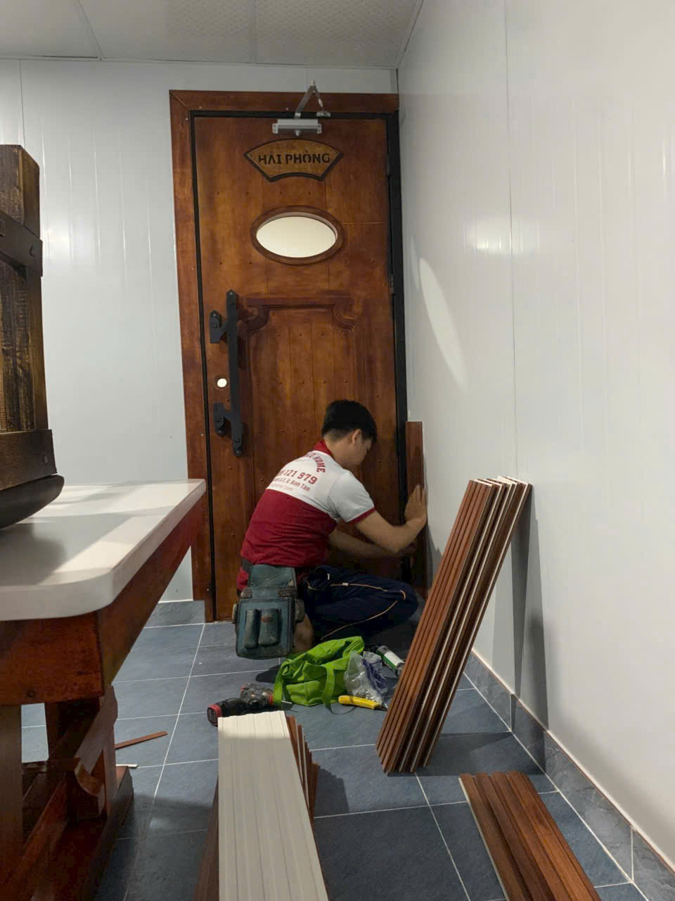 lam nhựa giả gỗ