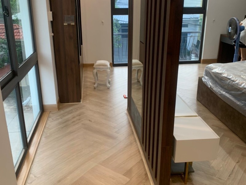 Sàn Gỗ Xương Cá Công Nghiệp