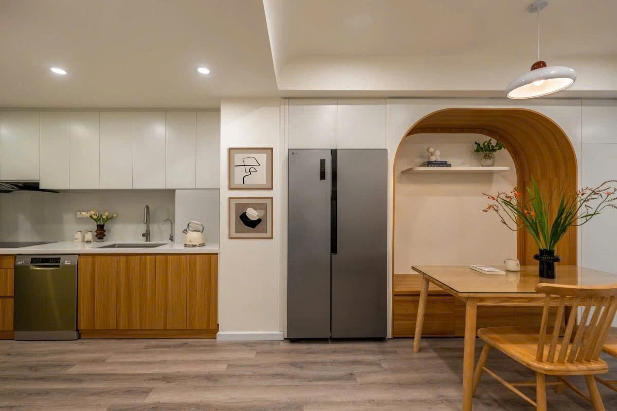 sàn nhựa hèm khoá