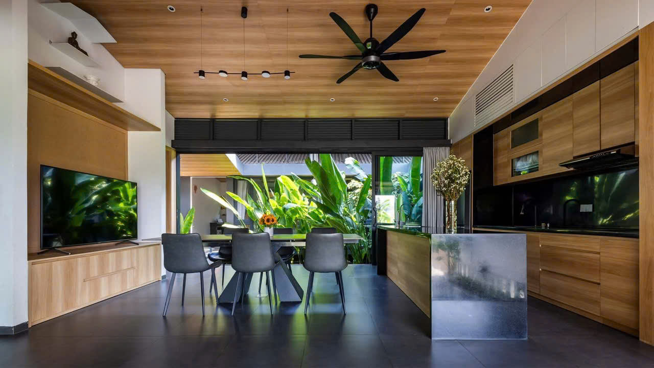 tấm nhựa ốp trần